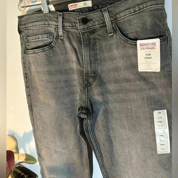 LEVI’s  slim fit - Picture 3 of 4